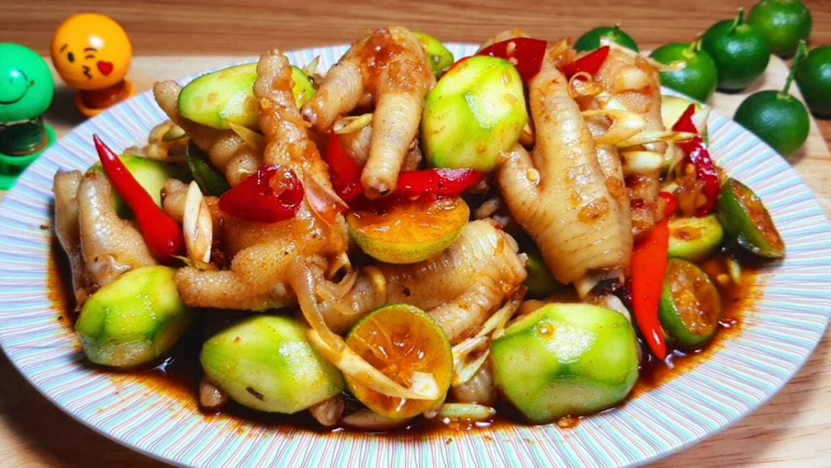 Cách làm chân gà sốt Thái chua cay ngon đúng điệu tại nhà chỉ với 5 bước đơn giản