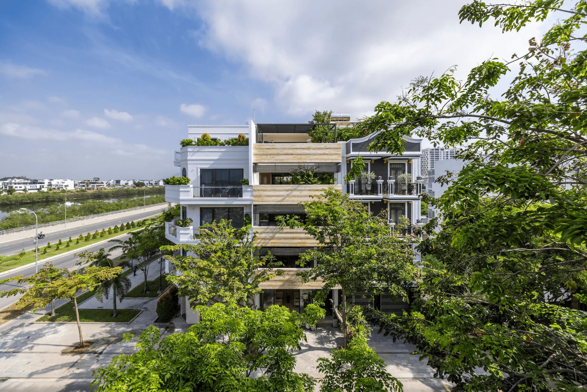 Nhà phố 600m2 ở Nha Trang: không gian sống xanh giữa lòng đô thị